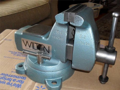 Wilton vise 4&#034; 740, mechanics vintage usa made, new jaws, excellent!! for sale