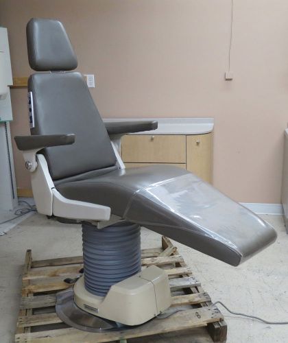 Belmont Model 025 Dental Patient Operatory Exam / Tattoo Chair - Gray