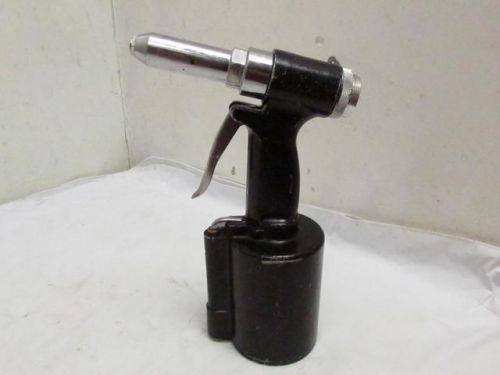 Good working air pneumatic hydraulic riveter rivet gun 1/8&#034;? 5/32&#034;? for sale