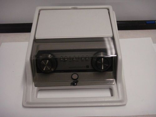Maico MA 27 Ultra Portable Audiometer (18246) w/ TDH 39 Test Headset