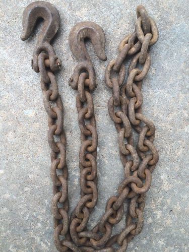 6 1/2&#039; Heavy Duty Towing  Chain With  Two Towing Hooks.     FO17