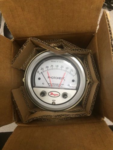 NEW Dwyer 3000MR Photohelic Gauge 4&#034; Assy. 0-2&#034; Differential Pressure Gauge