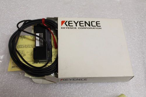 Keyence PS-T2 amplifier sensor  NEW  Keyence PST2