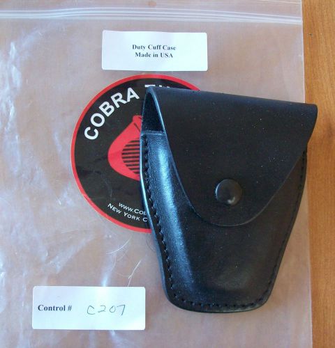 Cobra Molded Leather  Duty Handcuff Case Fits 2 1/4&#034; Belt Black C207