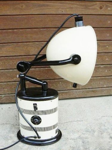 VINTAGE UV LAMP SOURCE LIGHT GERMAN HANAU HEALTHCARE MEDICAL SKIN TREATMENT