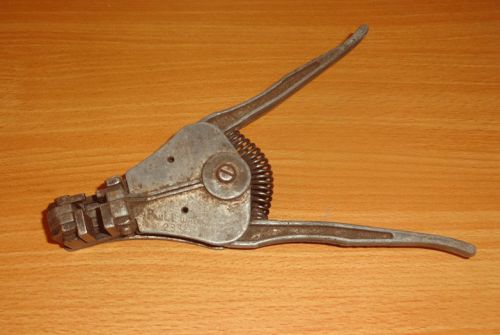 VINTAGE IDEAL STRIPMASTER WIRE STRIPPERS FREE SHIPPING!!