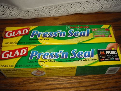 2 GLAD PRESS&#039;N SEAL (1) W/GRIPTEX (1) W/FESTIVE DESIGN EACH 75 SQ. FT