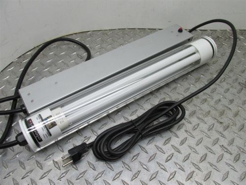 New 20&#034; electrix model 7742 wet location waterproof machine tube light for sale