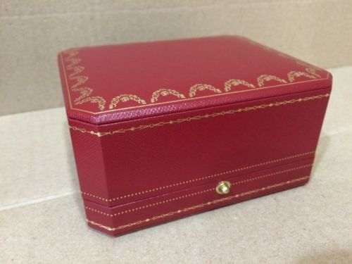 Cartier Vintage Jwelery Large earring box mint in condition ( 3001 )