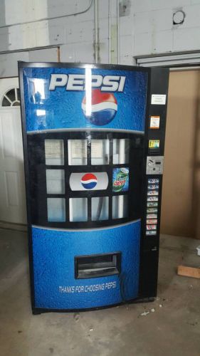 Vendo Multi Price 10 Selections Soda Vending Machine w/ Pepsi Graphics
