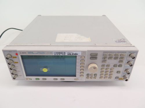 HP E4432B ESG-D Series Signal Generator 250 kHz - 3.0 GHz HP *Parts or Repair**