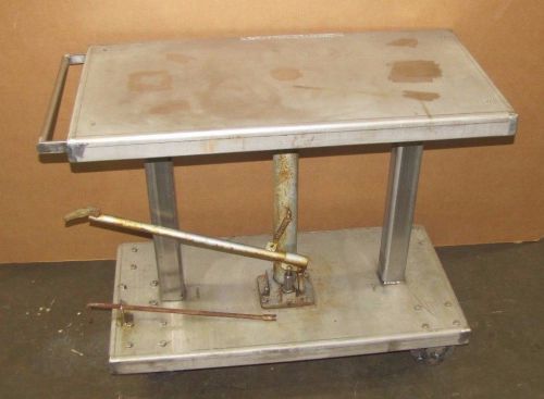 NO NAME 31&#034; MIN 47&#034; RAISED 36&#034; X 18&#034; STAINLESS S/S DIE LIFT TABLE W/ FOOT BRAKE