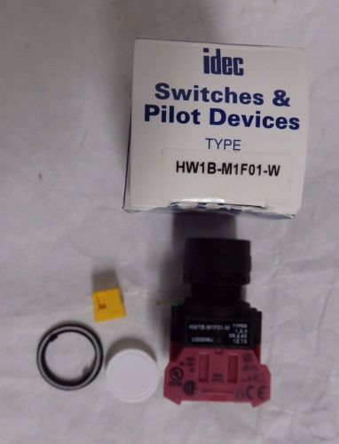 Idec HW1B-M1F10-W Non-Illuminated Pushbutton Switch White 10 Amps (D6)