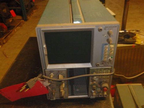 TEKTRONIX OSCILLOSCOPE W/2 INPUTS_7603_7B53A_7A18A - W/CORD - POWERS UP