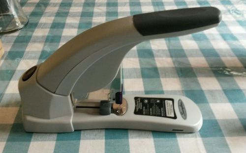 Swingline 90010  LightTouch Heavy Duty Stapler
