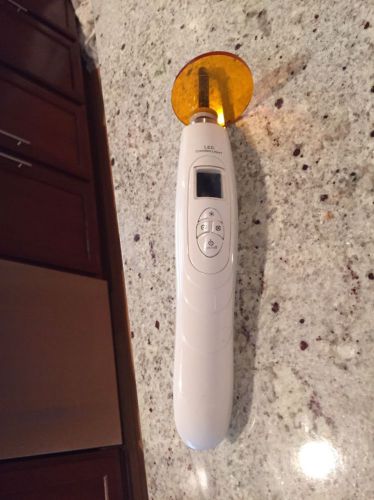Amazing price on gently used, robust LED Curing Light
