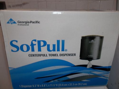 GRD  Sofpull Center Pull Hand Towel Dispenser, BLACK  58140