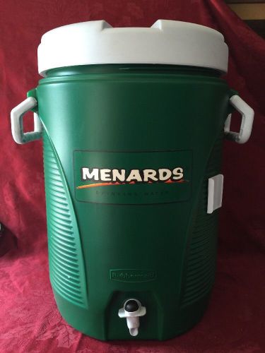 Rubbermaid Water/Juice Green Dispenser 5 Gallon Cooler With Menards Logo