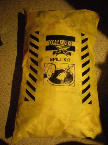 Chemsorb Commando 12 piece Spill Response Clean Up Kit with Disposal Bags