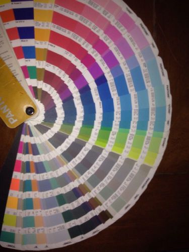 Pantone Solid Uncoated Color Formula Guide First Edition 2000-2001