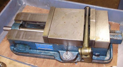 Kurt 6&#034; precision milling machine vise d675  with handle s/n 22270 d 675 for sale