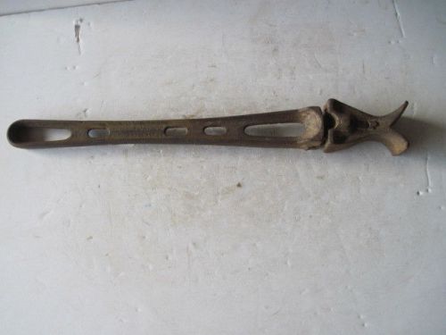 Antique vintage bond post co. cast iron barb wire fence stretcher hand tool usa for sale