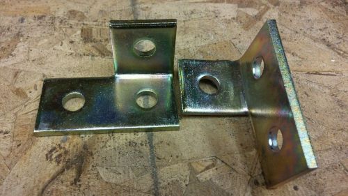 Unistrut (P1823) 3-Hole right hand bracket fitting (2pcs) Gold