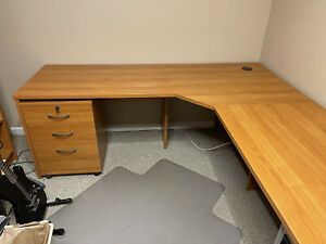 L-Shaped Office Desk - LOCAL PICKUP ONLY