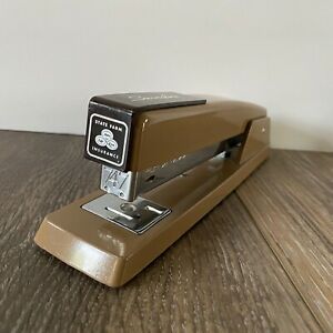 Vintage Swingline State Farm 747 Stapler 94-41 Made In USA 8&#034; Tan Brown Office
