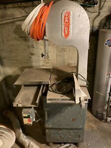 Torrey floor standing professional butchers 106 inch band saw/ meat saw