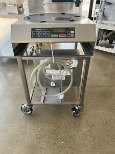 Wunder-bar pizza auto saucer