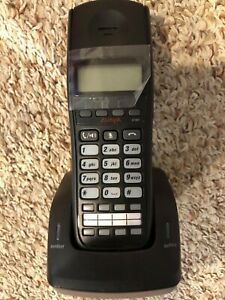 AVAYA D160 WIRELESS HANDSET 700503100 WITH CHARGER  **90 DAY WARRANTY**