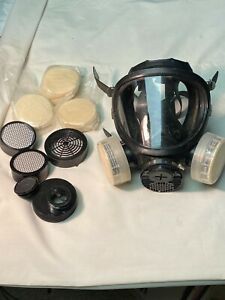 3m7885t Full face Reusable respirator / Full Face Mask W/Filters And Extras