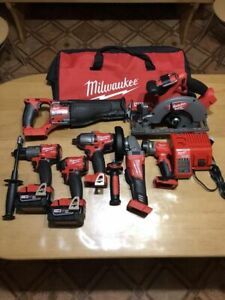 Milwauke Screwdriver Set - Used - Big Bundle