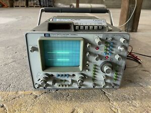 HP 1742A Oscilloscope 100MHz Dual Channel Analog w/ Time Interval Multimeter