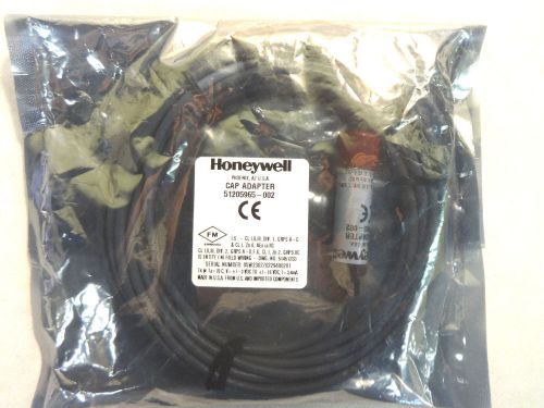 NEW IN FACTORY PACKAGE HONEYWELL 51205965-002 CAP ADAPTER