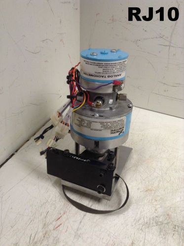 Pacific scientific servo motor w/analog tachometer &amp; accu-coder 33vm62-028-5 for sale