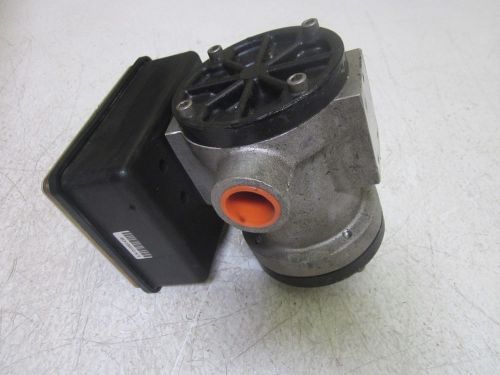 Universal flow monitors inc. ll-abpsb9gm-6l-900v.9-a1wr flow meter  *used* for sale