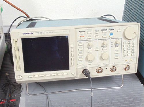 TDS654c oscilloscope 500Mhz bandwidth, 5G/S sample rate.