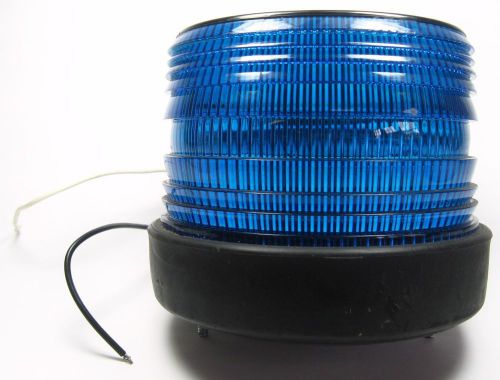 North American Signal Co. 115 Volt Blue Lens Strom Light ST-500-B USG