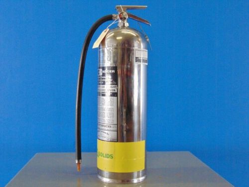 Water fire extinguisher badger wp-51 class a wall bracket dents &amp; scratches for sale