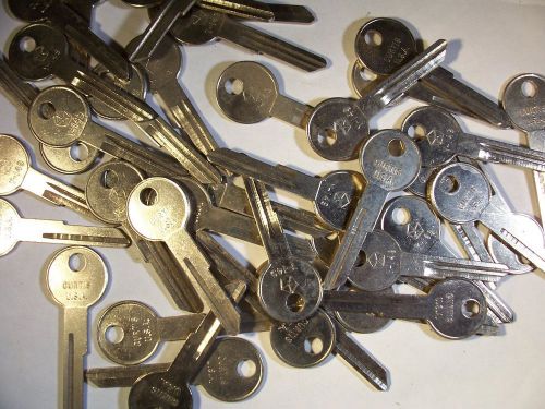 41   VINTAGE  CHRYSLER   Y-149   1970 &#039;S  KEY BLANK   UNCUT