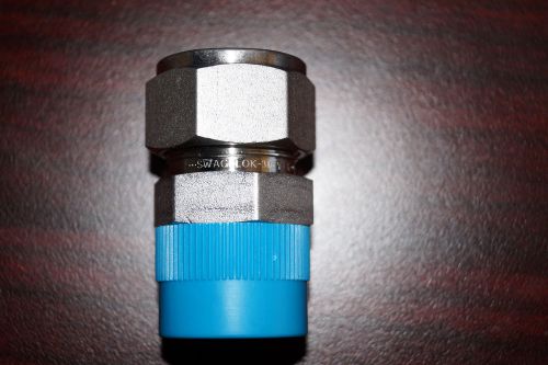Swagelok Male Connector, 3/4 in. Tube X 3/4 NPT (SS-1210-1-12)