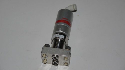Fujikin 053801 pneumatic gas valve 0.39-0.59mpa type n.c. for sale