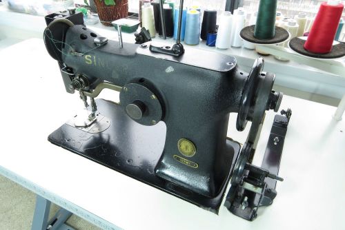 Singer 107W1/107W Zig Zag Sewing Machine with NEW Motor/Table Blind Hem Foot