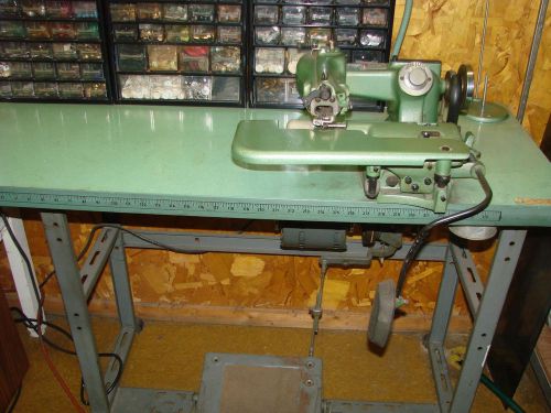 US blindstitch sewing machine, model number B581-2