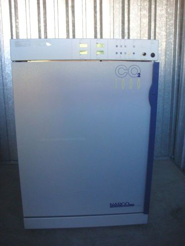NAPCO Precision Incubator Series 7000 CO2 Gas Water jacketed 71001f-0 DELUXE
