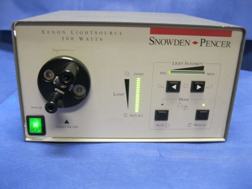 SNOWDEN PENCER XENON LIGHTSOURCE 300 WATTS -  MODEL 89-8300