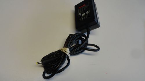 AA1: GENUINE 2WIRE 1000-500031-000 ACWS011C-05U OEM 5.1V 2.2A AC ADAPTER