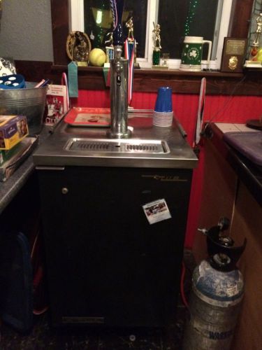 True brand kegerator